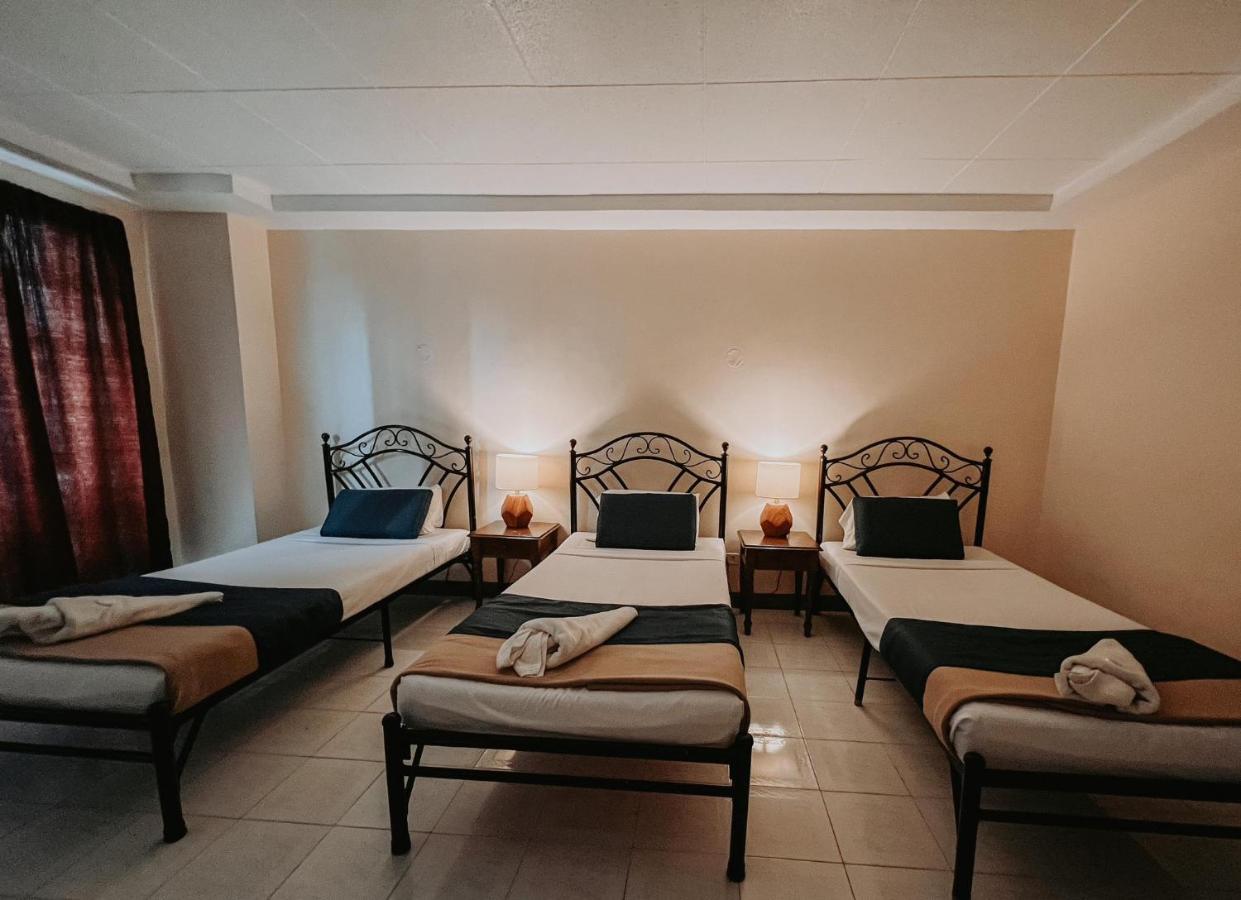 Fuente Hotel De Cebu Zewnętrze zdjęcie